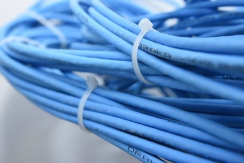 OPASKI PLASTIKOWE 150X2,5 100SZT.BIAŁE 73883 VOREL OPASKI PLASTIKOWE 150X2,5 100SZT.BIAŁE 73883 VOREL