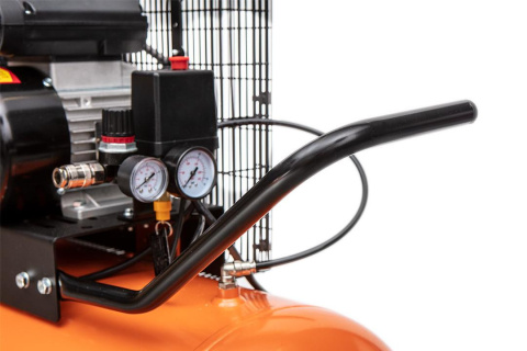 Kompresor olejowy 150l, 230V Kompresor olejowy 150l, 230V